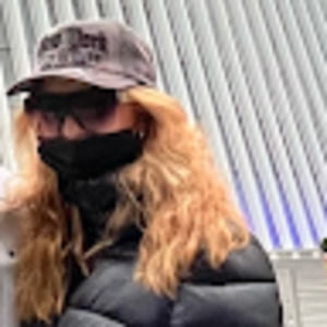 Meet your Posher, Larkin